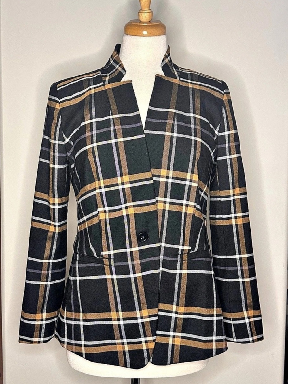 LOFT Plaid Blazer in Black & Brown Like New